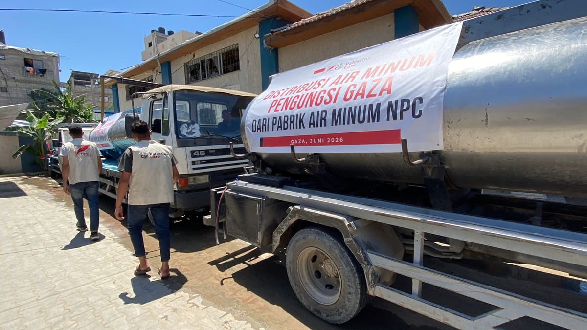 Distribusi air minum pengungsi Gaza dari Pabrik Air Minum NPC, Juni 2026