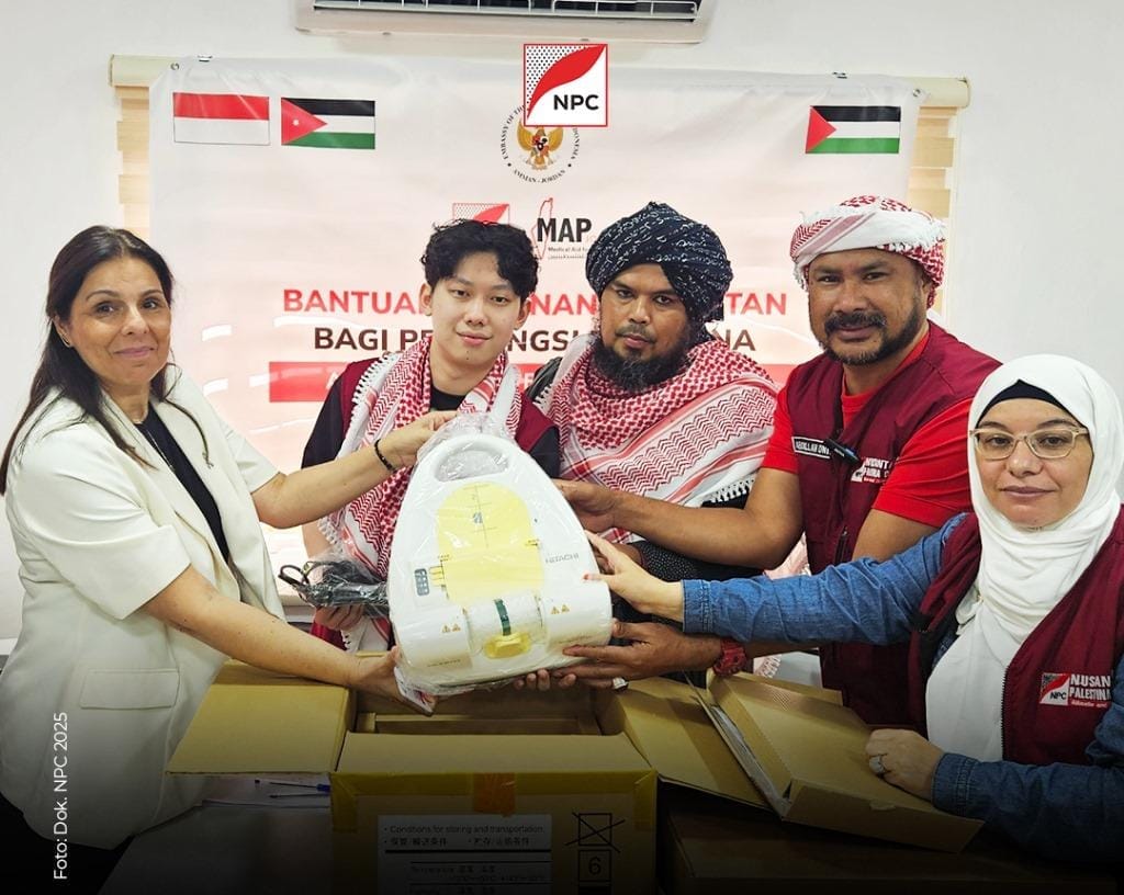 Serah terima peralatan kesehatan bagi pengungsi Gaza di Yordania